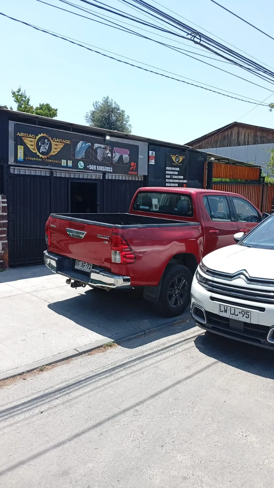 Toyota Hilux roja retirada a domicilio en La Cisterna
